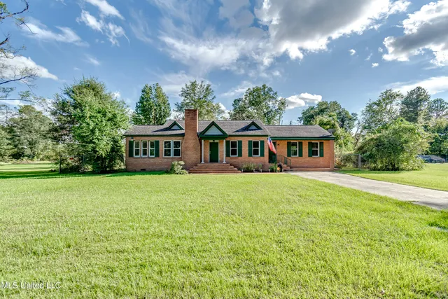 $230,000 | 239 Fernwood Drive, Jackson, MS 39206