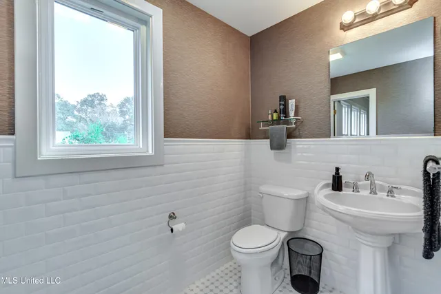 $230,000 | 239 Fernwood Drive, Jackson, MS 39206