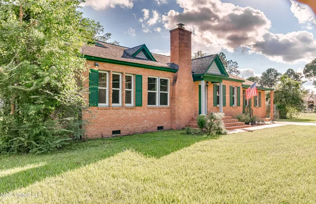 $230,000 | 239 Fernwood Drive, Jackson, MS 39206