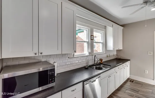 $230,000 | 239 Fernwood Drive, Jackson, MS 39206