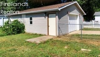 2517 Cleveland Road East Huron, OH 44839 - Photo 2 of 11 Gallery Image 2