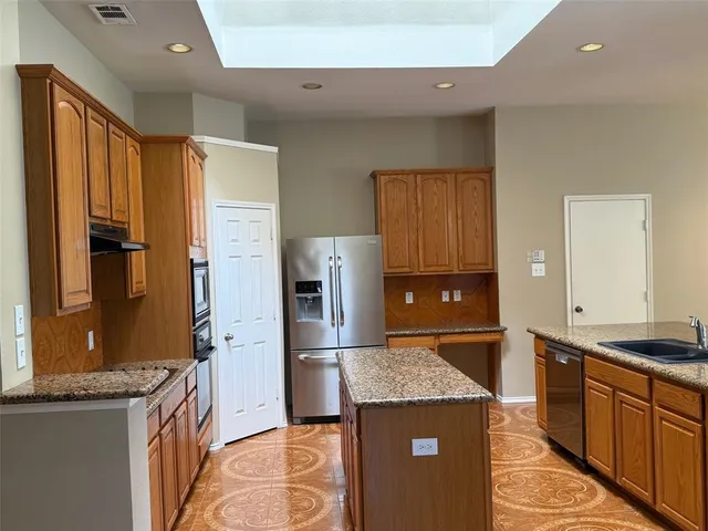 $3,500 | 405 Love Bird Lane, Murphy, TX 75094