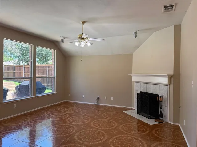 $3,500 | 405 Love Bird Lane, Murphy, TX 75094