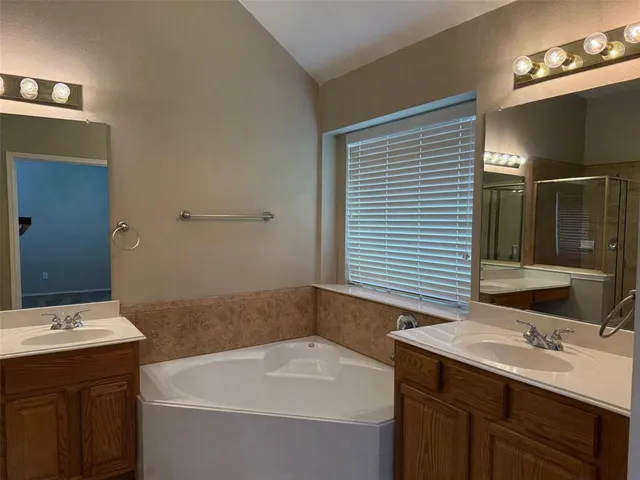 $3,500 | 405 Love Bird Lane, Murphy, TX 75094