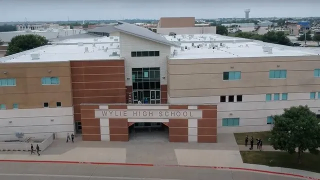 $3,500 | 405 Love Bird Lane, Murphy, TX 75094