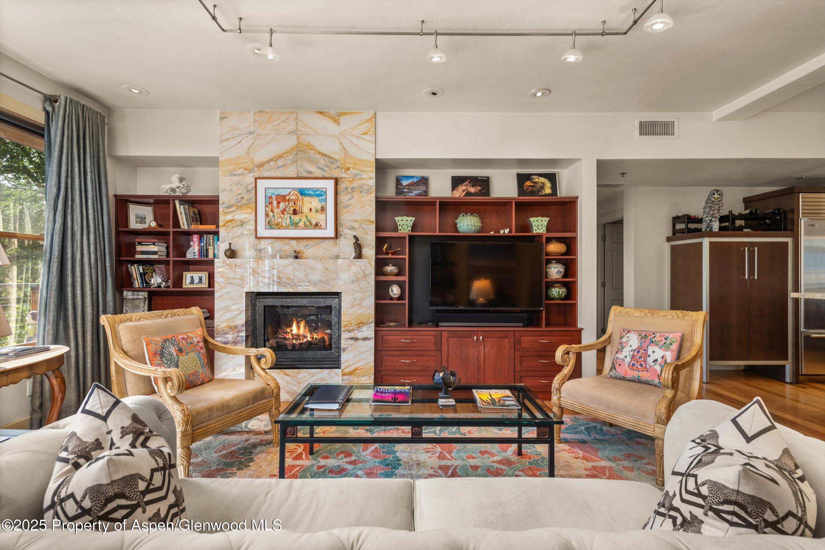 227 Midland Avenue, Unit 22 Basalt, CO 81621 - Photo 7 of 44 Living Room