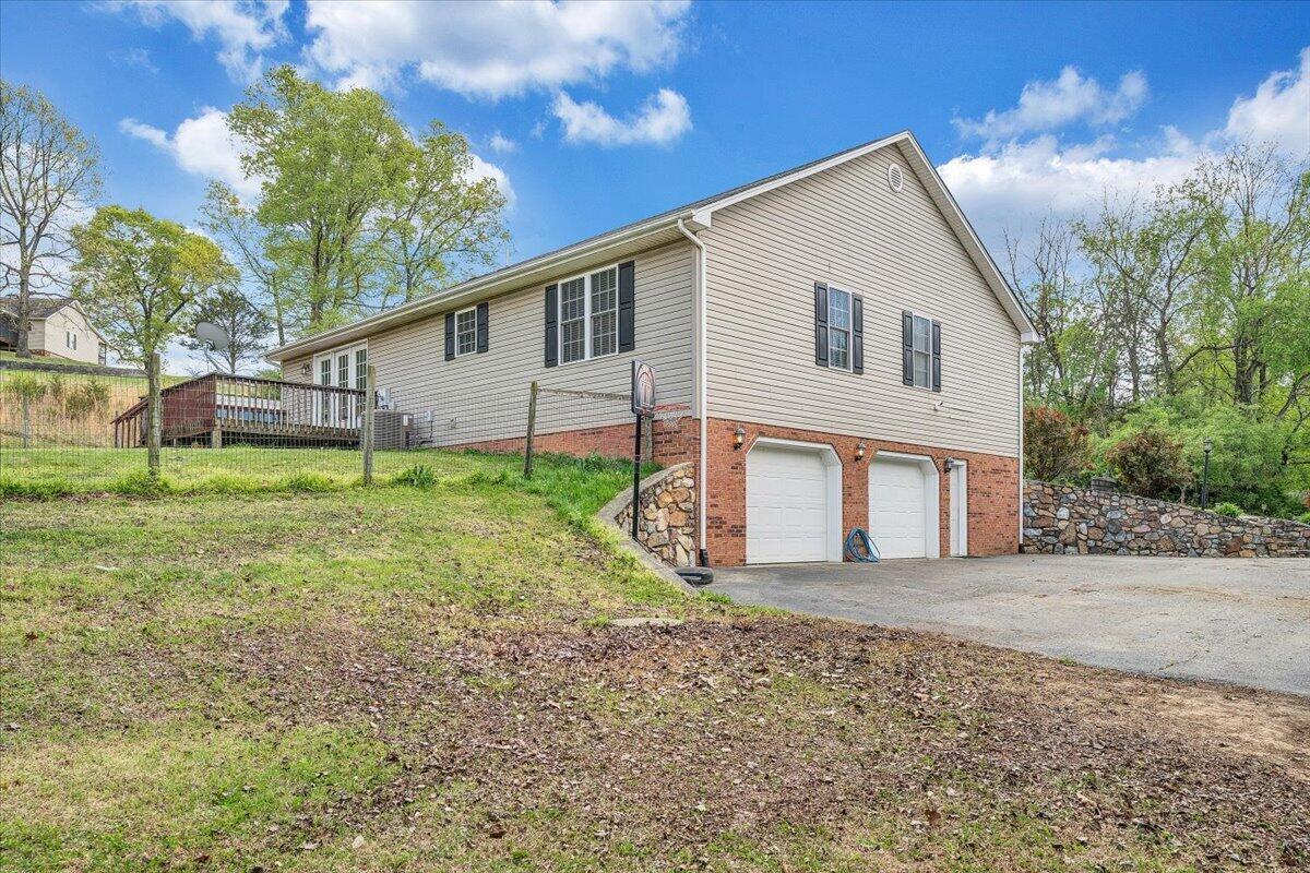 686 Pine Haven Road Fincastle, VA 24090 - Photo 52 of 56 53-MIB01761