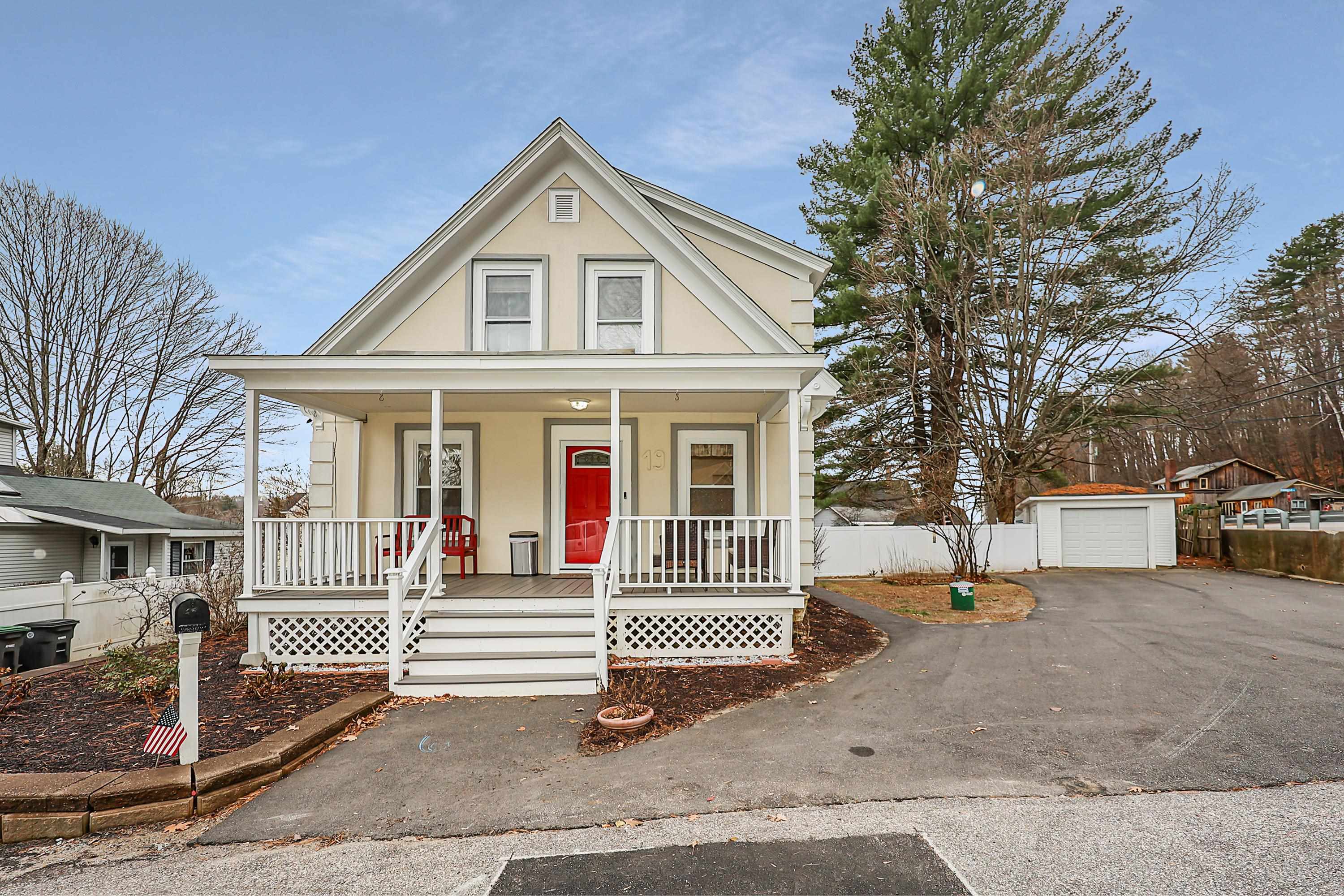 19 Maple Street Hooksett, NH 03106 - Photo 1 of 40 Gallery Image 1
