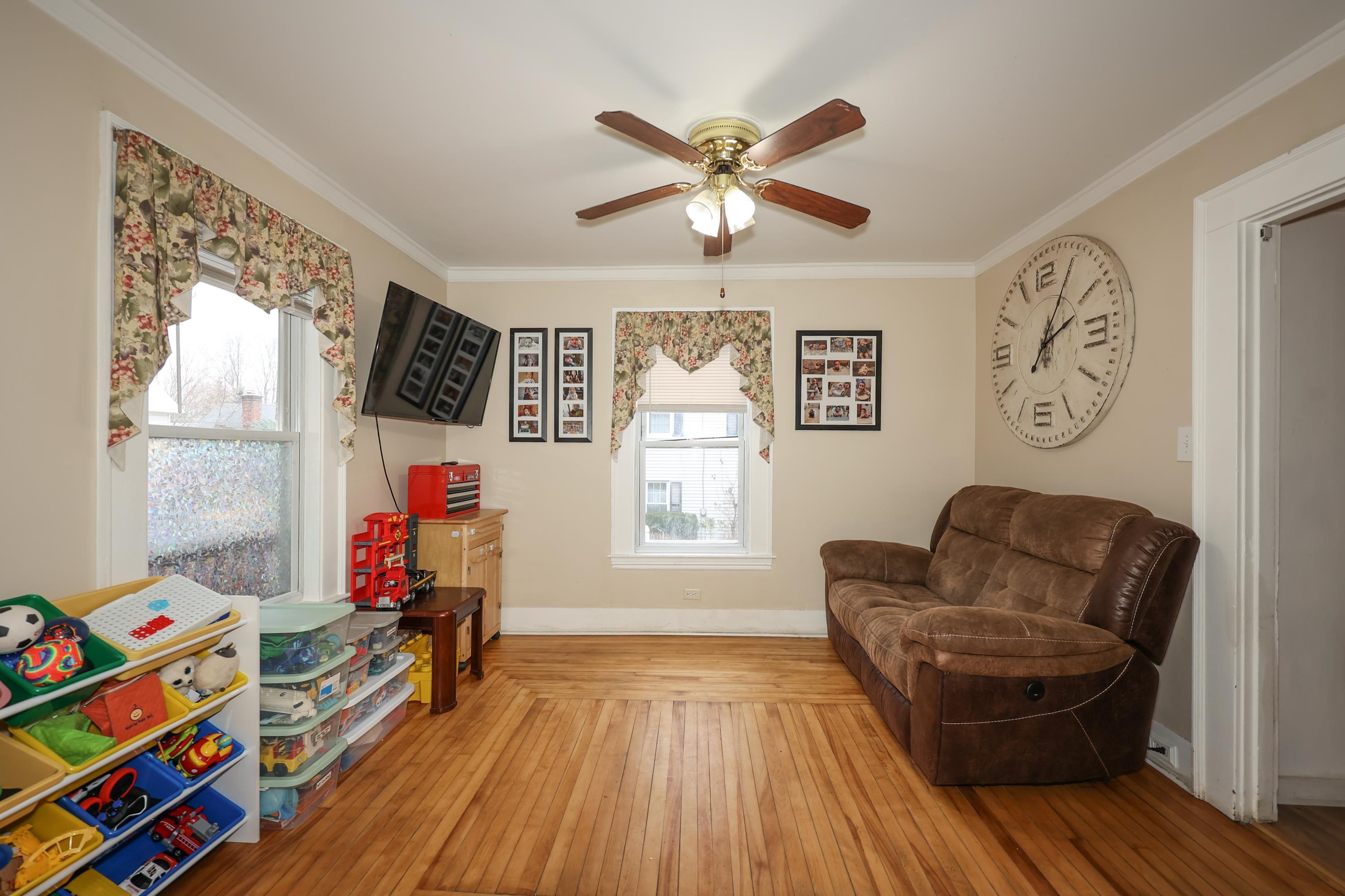 19 Maple Street Hooksett, NH 03106 - Photo 9 of 40 Gallery Image 9