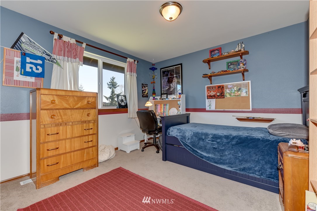 2025 241st Street Southwest Bothell, WA 98021 - Photo 20 of 25