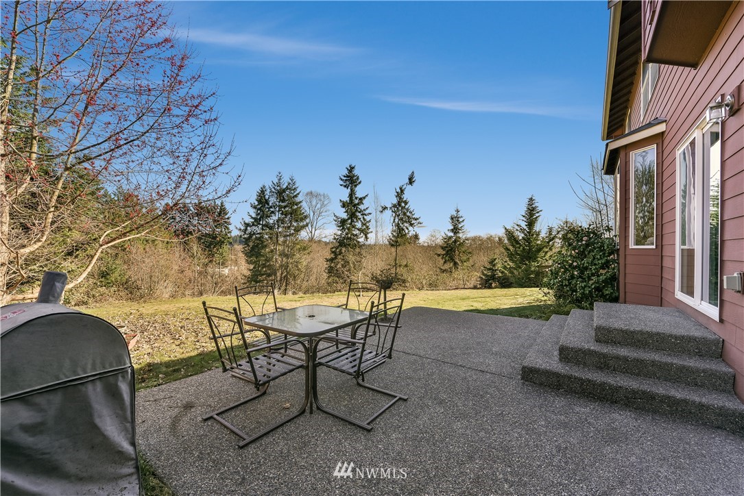 2025 241st Street Southwest Bothell, WA 98021 - Photo 23 of 25