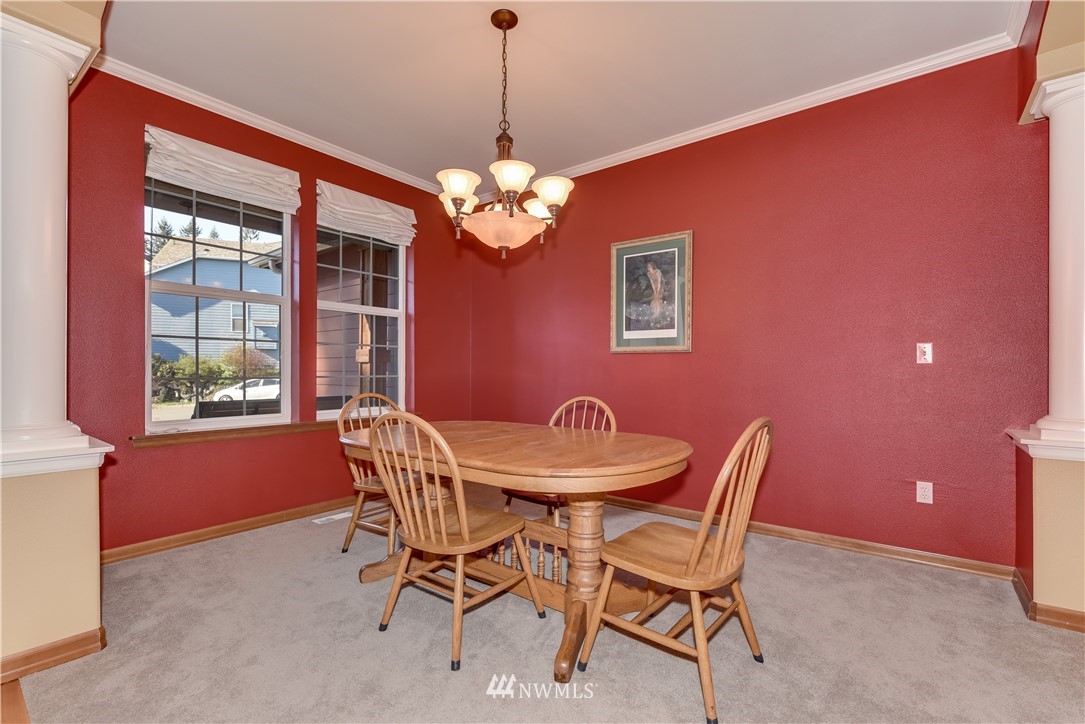 2025 241st Street Southwest Bothell, WA 98021 - Photo 5 of 25