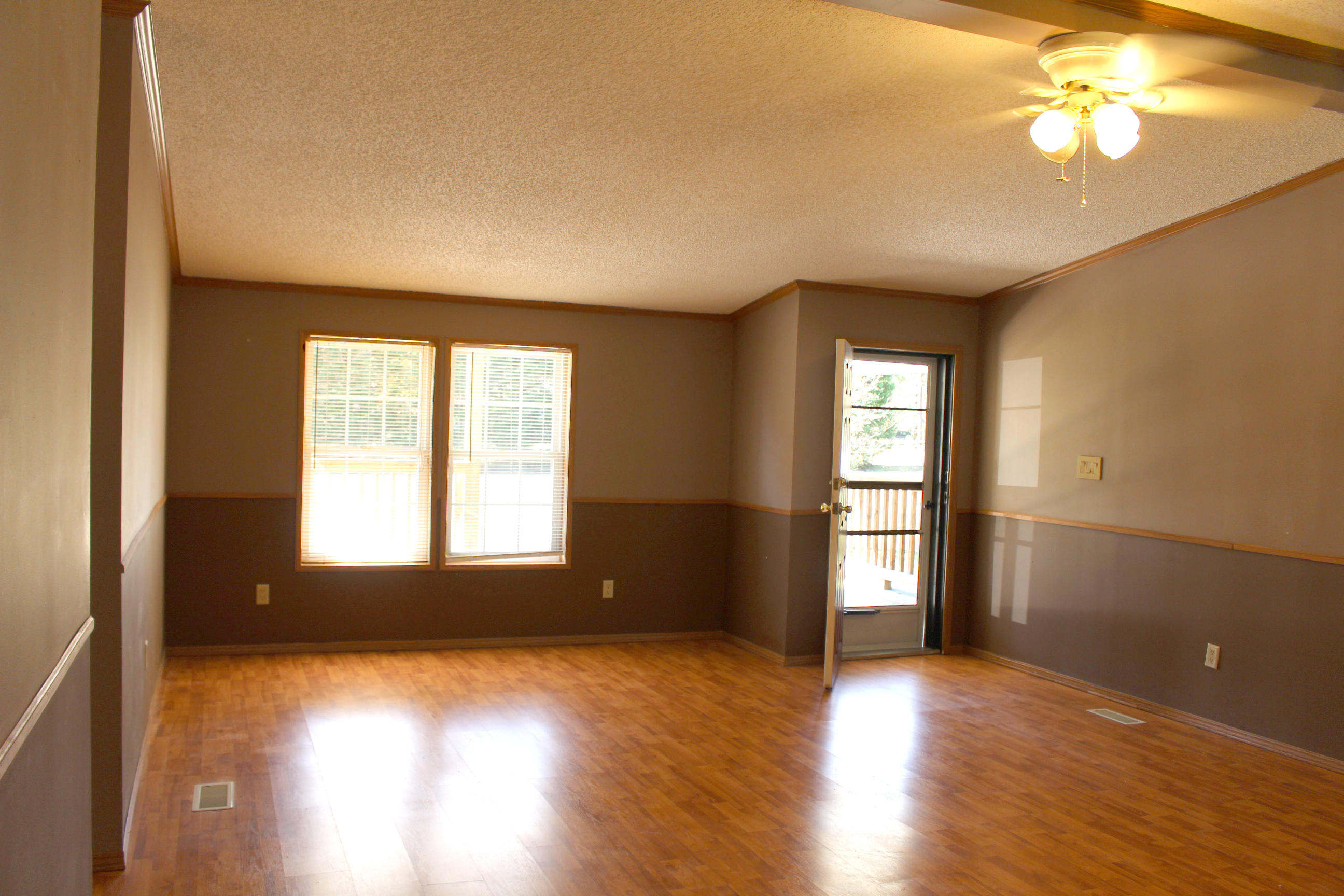 276 Oldham Road West End, NC 27376 - Photo 4 of 20 Living Area