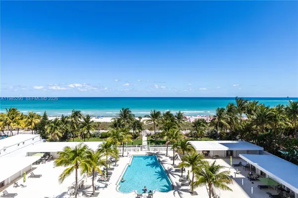 $3,600 | 4925 Collins Avenue, Unit 5C, Miami Beach, FL 33140