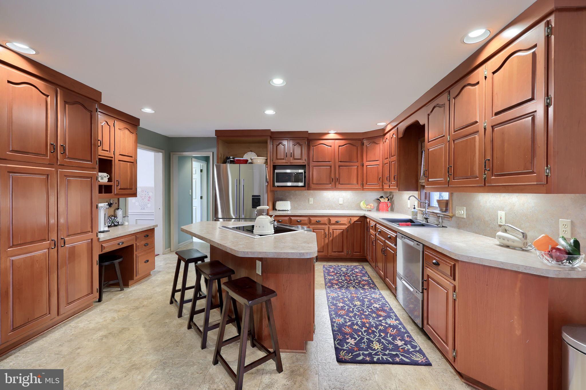 131 Milton Circle Lititz, PA 17543 - Photo 17 of 60