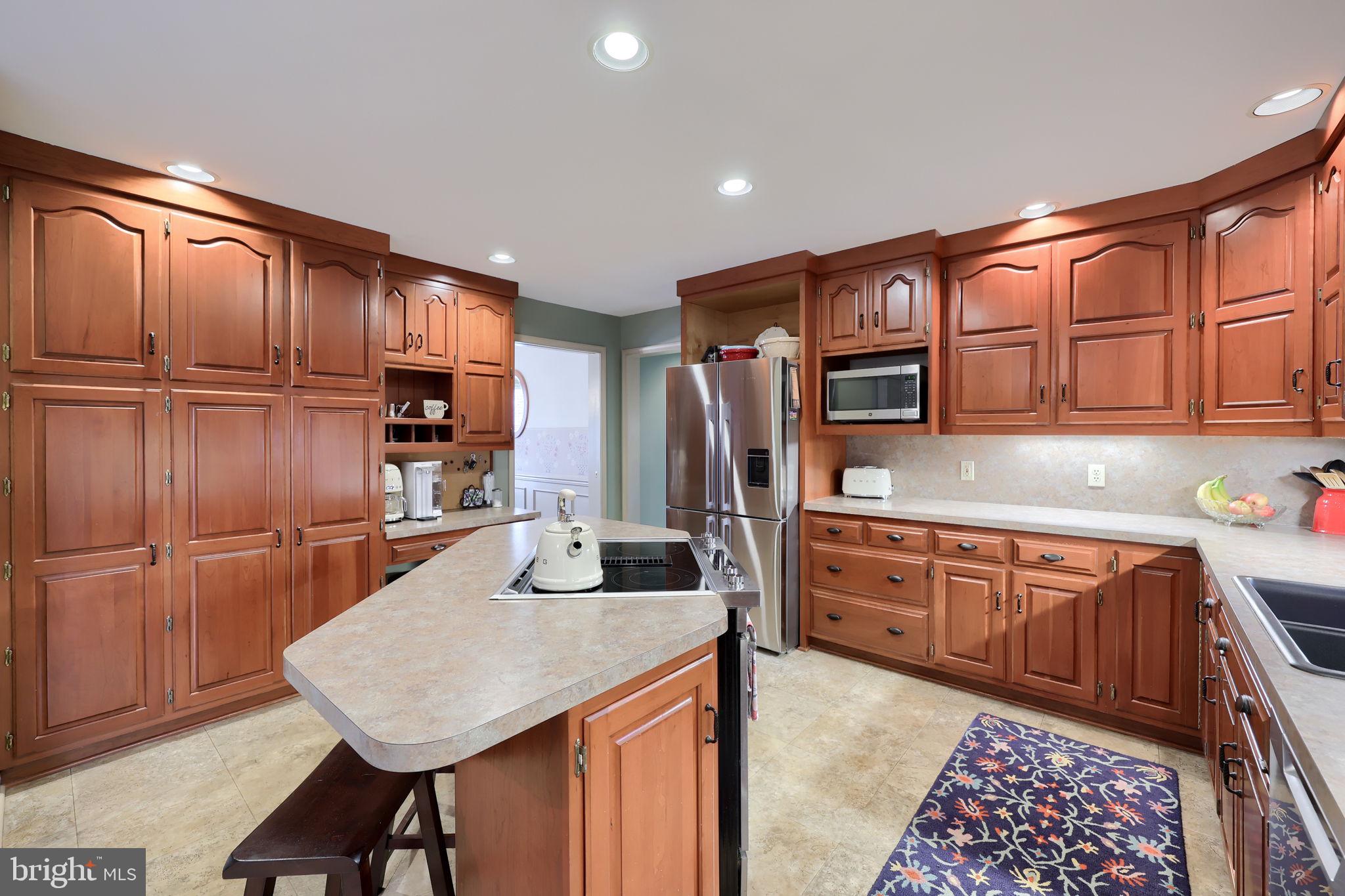 131 Milton Circle Lititz, PA 17543 - Photo 18 of 60