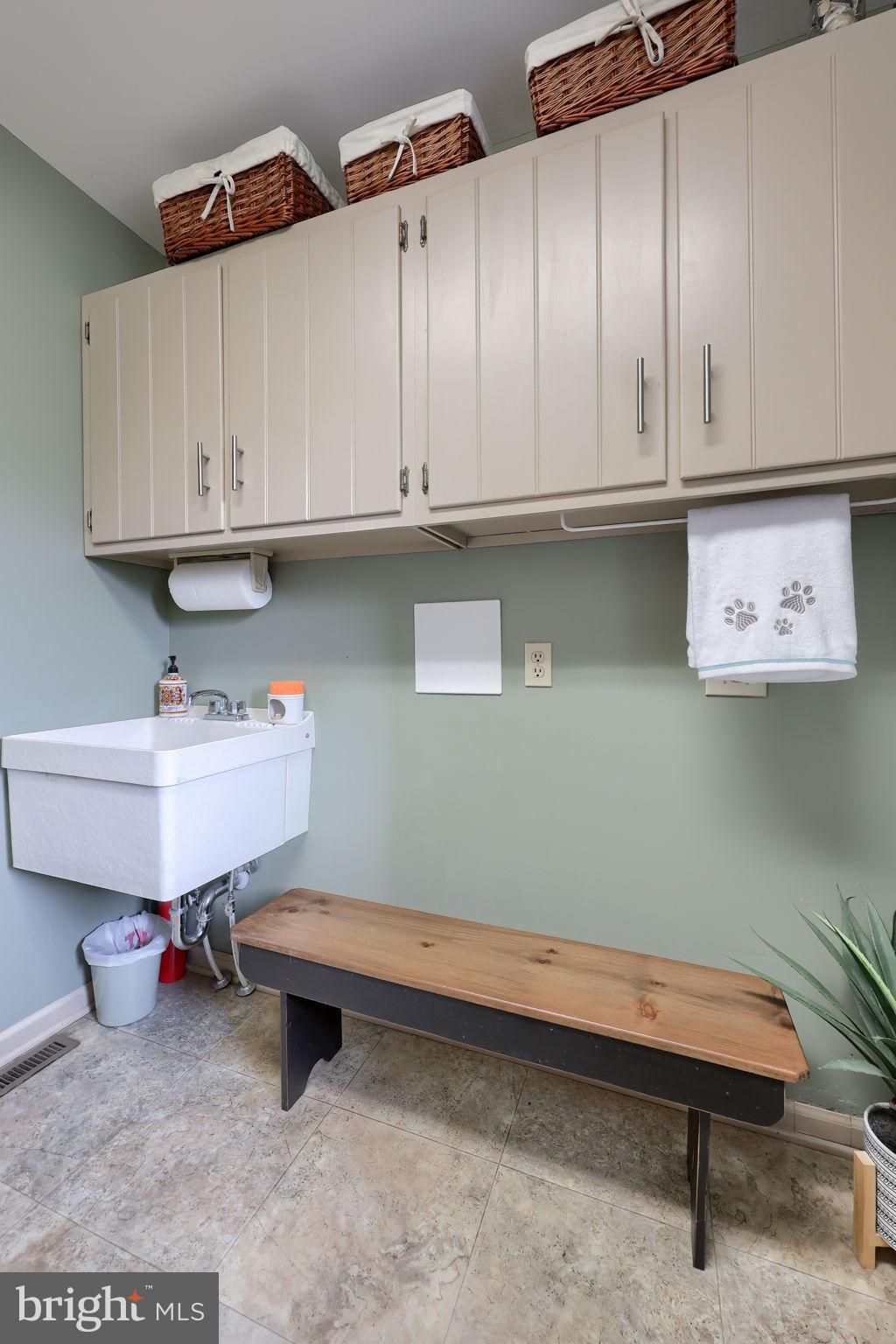 131 Milton Circle Lititz, PA 17543 - Photo 31 of 60