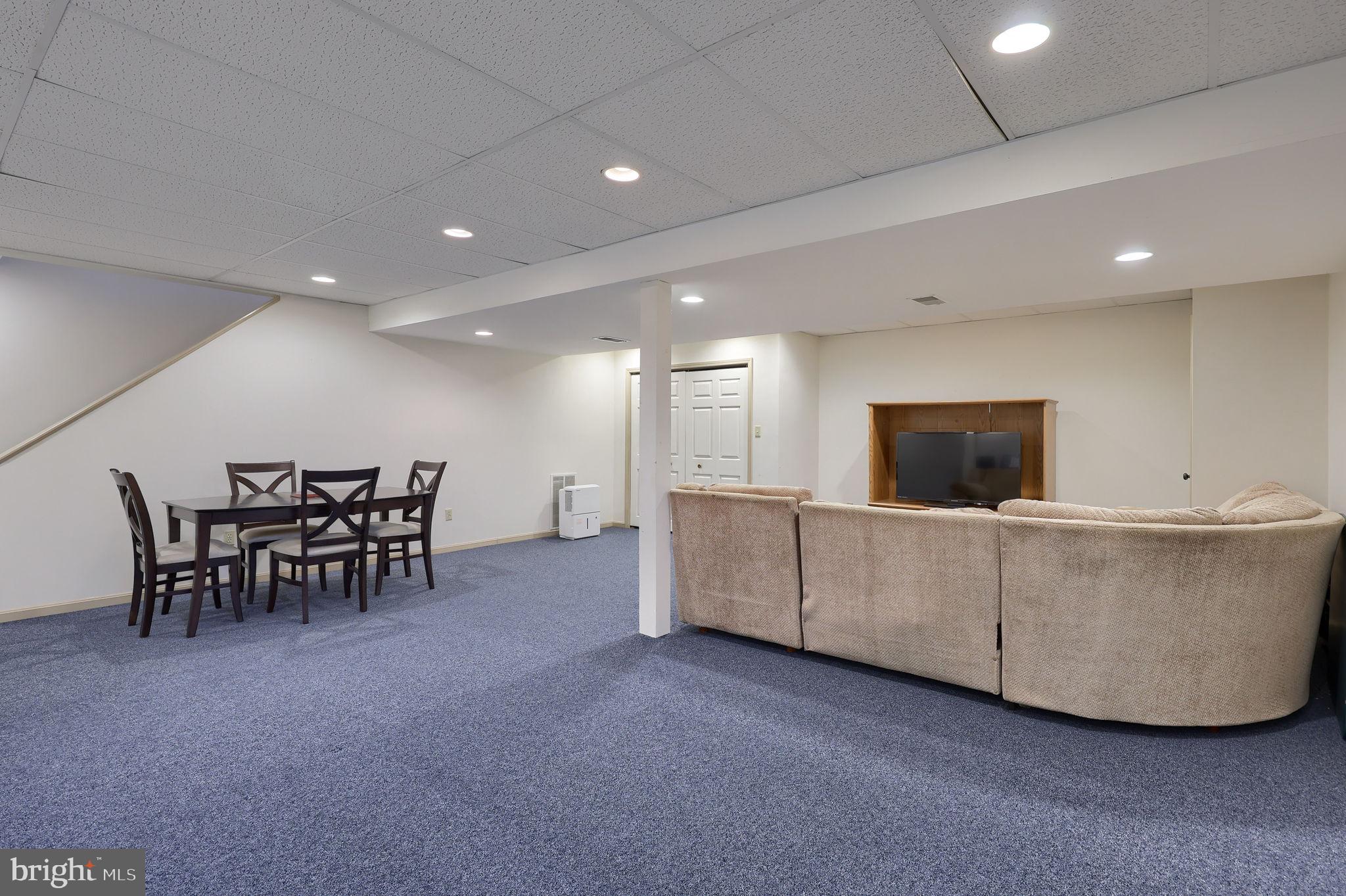 131 Milton Circle Lititz, PA 17543 - Photo 48 of 60