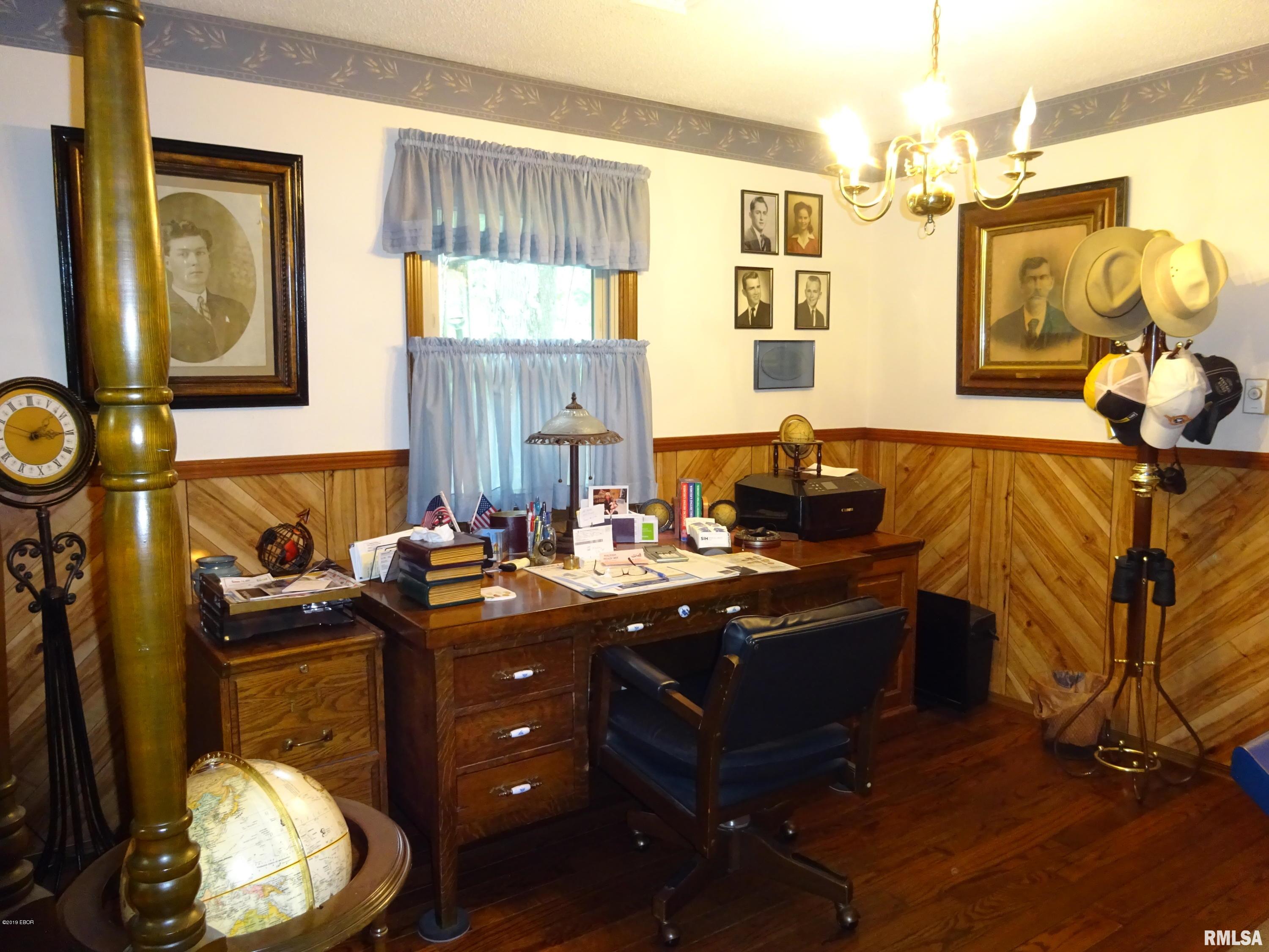 1075 Ingram Hill Road Harrisburg, IL 62946 - Photo 11 of 30 Gallery Image 11