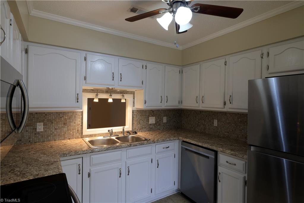 103 Briar Ridge Circle Winston-Salem, NC 27104 - Photo 18 of 25