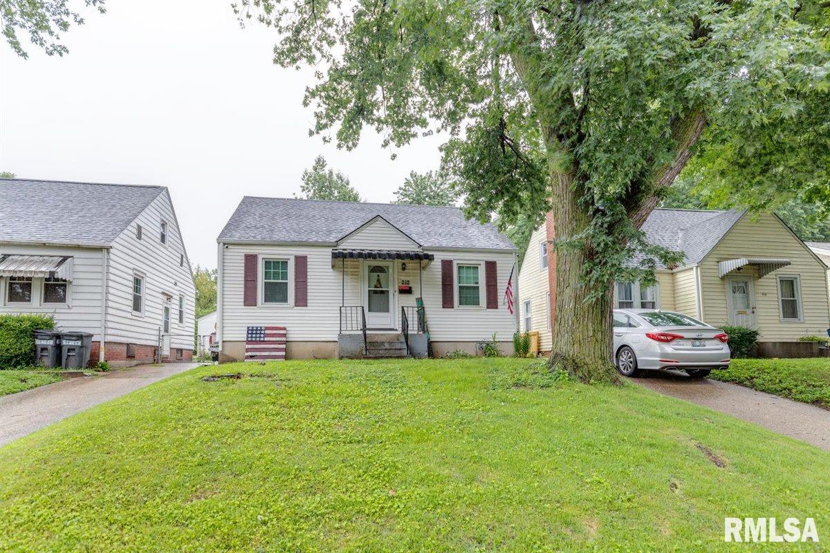 212 North Illinois Street Springfield, IL 62702 - Photo 3 of 32