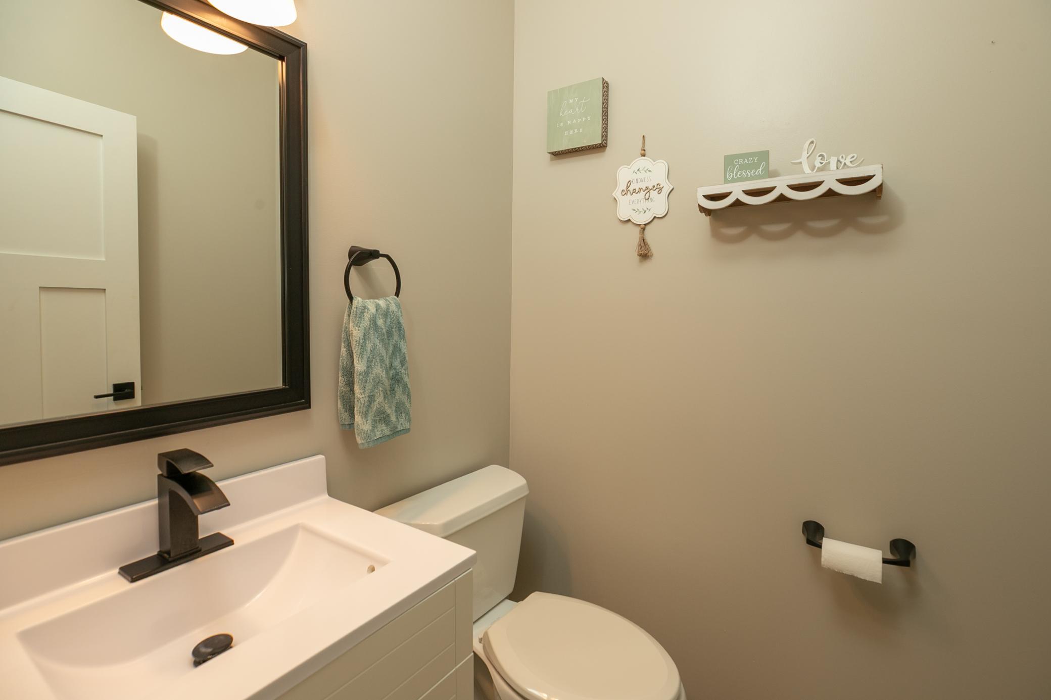 1498 Willow Point Lane Southwest Rochester, MN 55902 - Photo 18 of 57