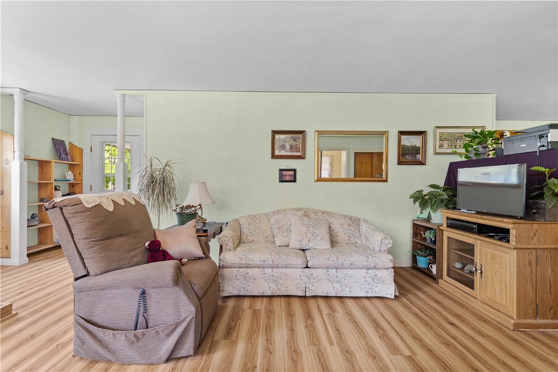 8471 Alpaugh Road Springwater, NY 14572 - Photo 6 of 25 living room