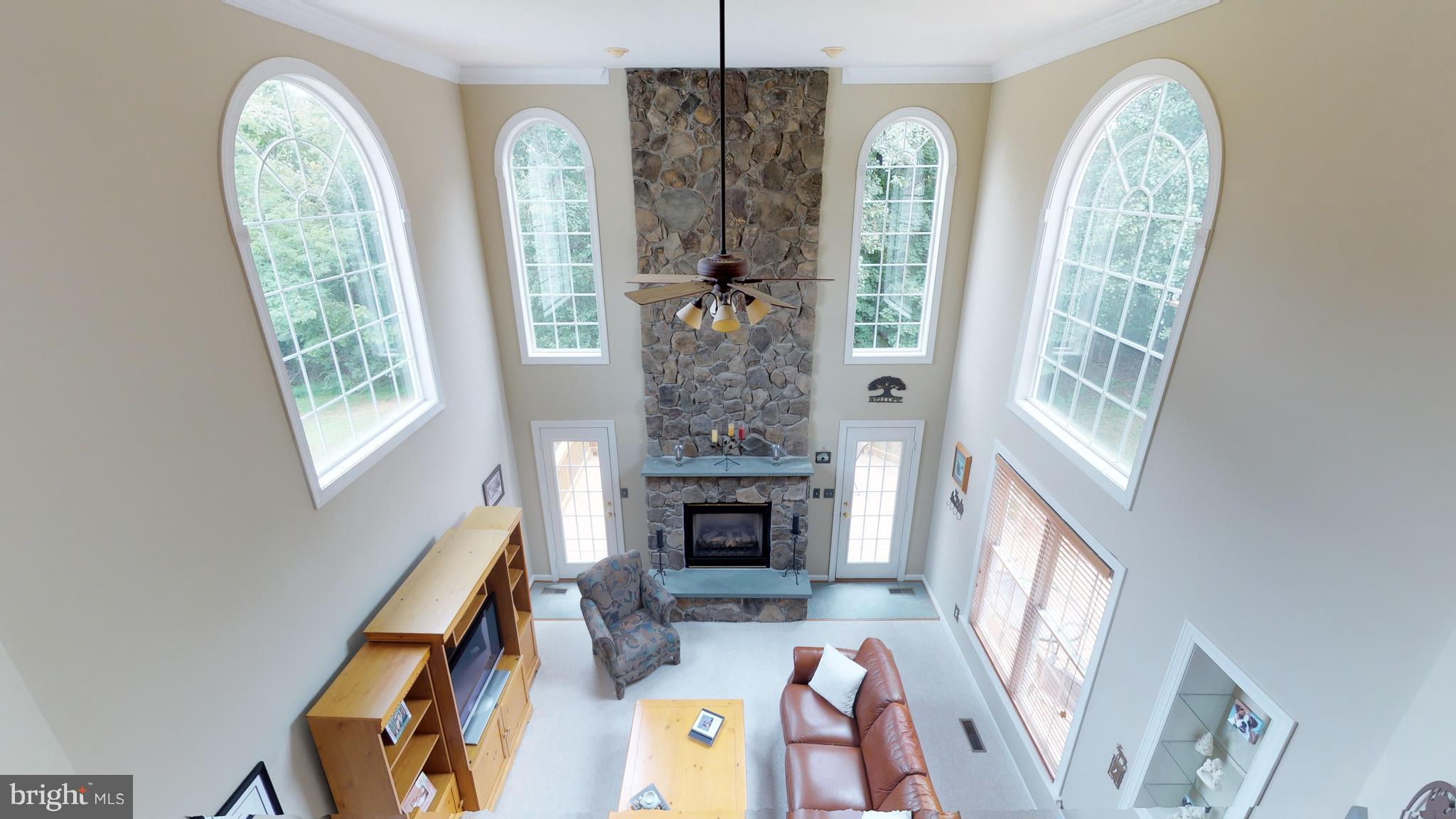 24723 Ridge Road Damascus, MD 20872 - Photo 14 of 29 Family Room