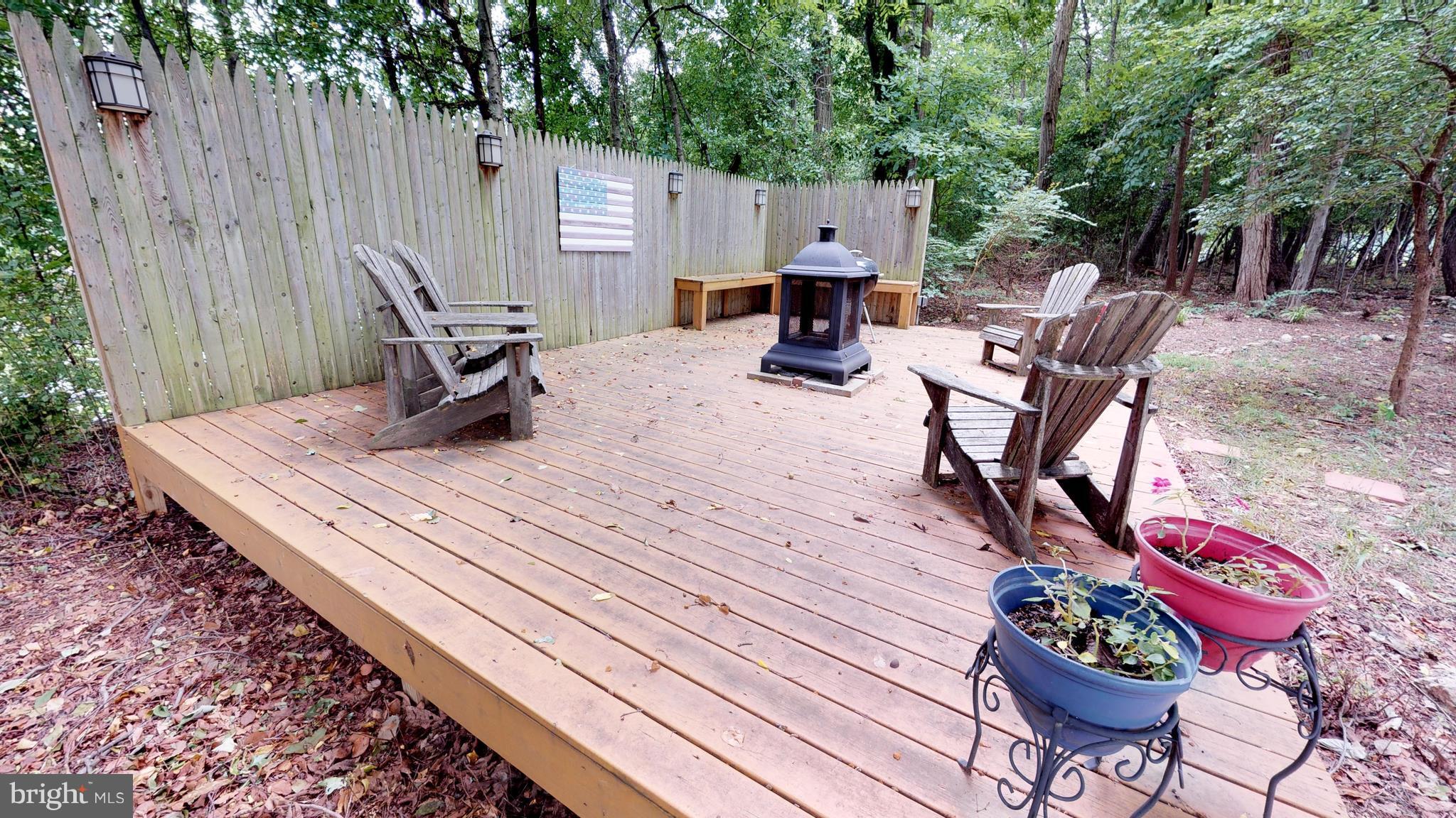 24723 Ridge Road Damascus, MD 20872 - Photo 27 of 29 Exterior (Rear)
