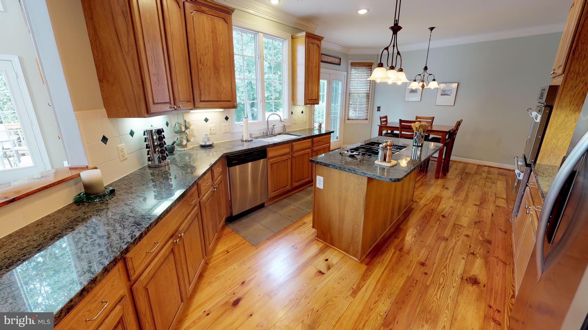 24723 Ridge Road Damascus, MD 20872 - Photo 7 of 29 Kitchen