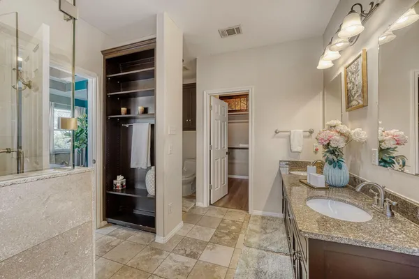 $3,495 | 1009 Taulbee Lane, Unit H, Austin, TX 78757