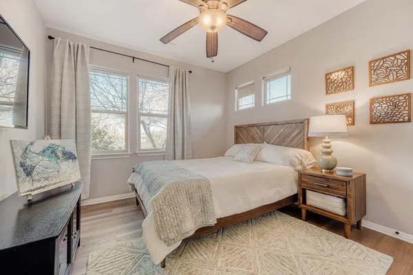 $3,495 | 1009 Taulbee Lane, Unit H, Austin, TX 78757