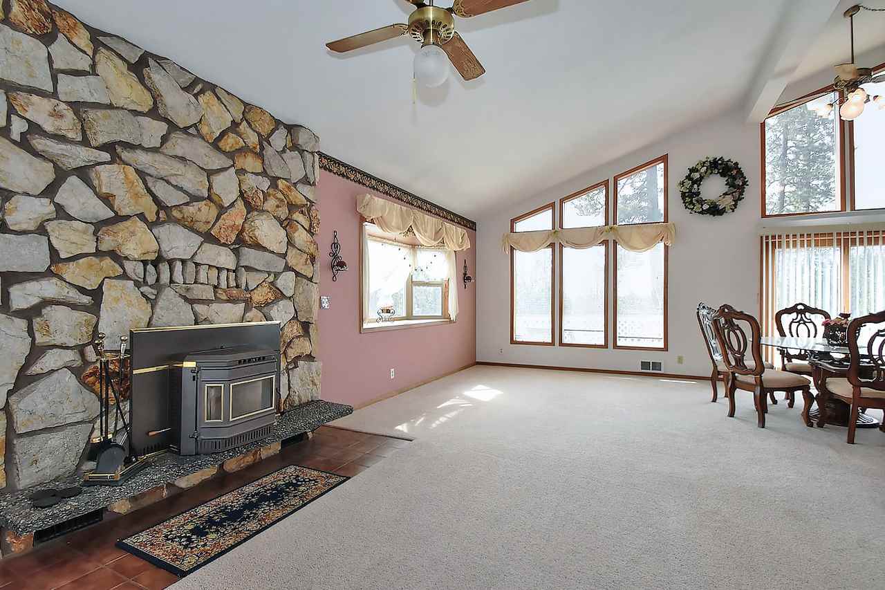 15415 East Cooper Road Mead, WA 99021 - Photo 3 of 20