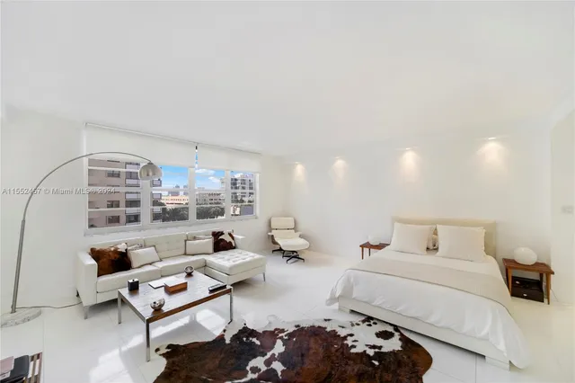 $2,600 | 100 Lincoln Road, Unit 605, Miami Beach, FL 33139