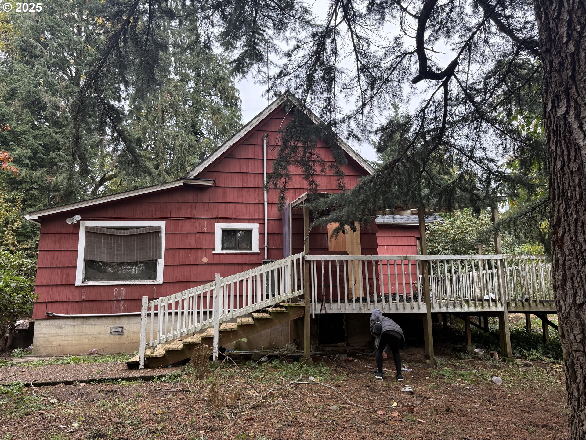 4635 Southeast 174th Avenue Portland, OR 97236 - Photo 6 of 20