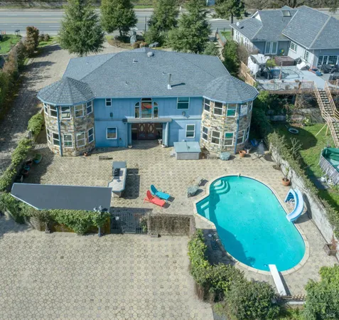 $844,200 | 1051 South Main Street, Willits, CA 95490