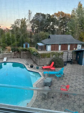 $844,200 | 1051 South Main Street, Willits, CA 95490