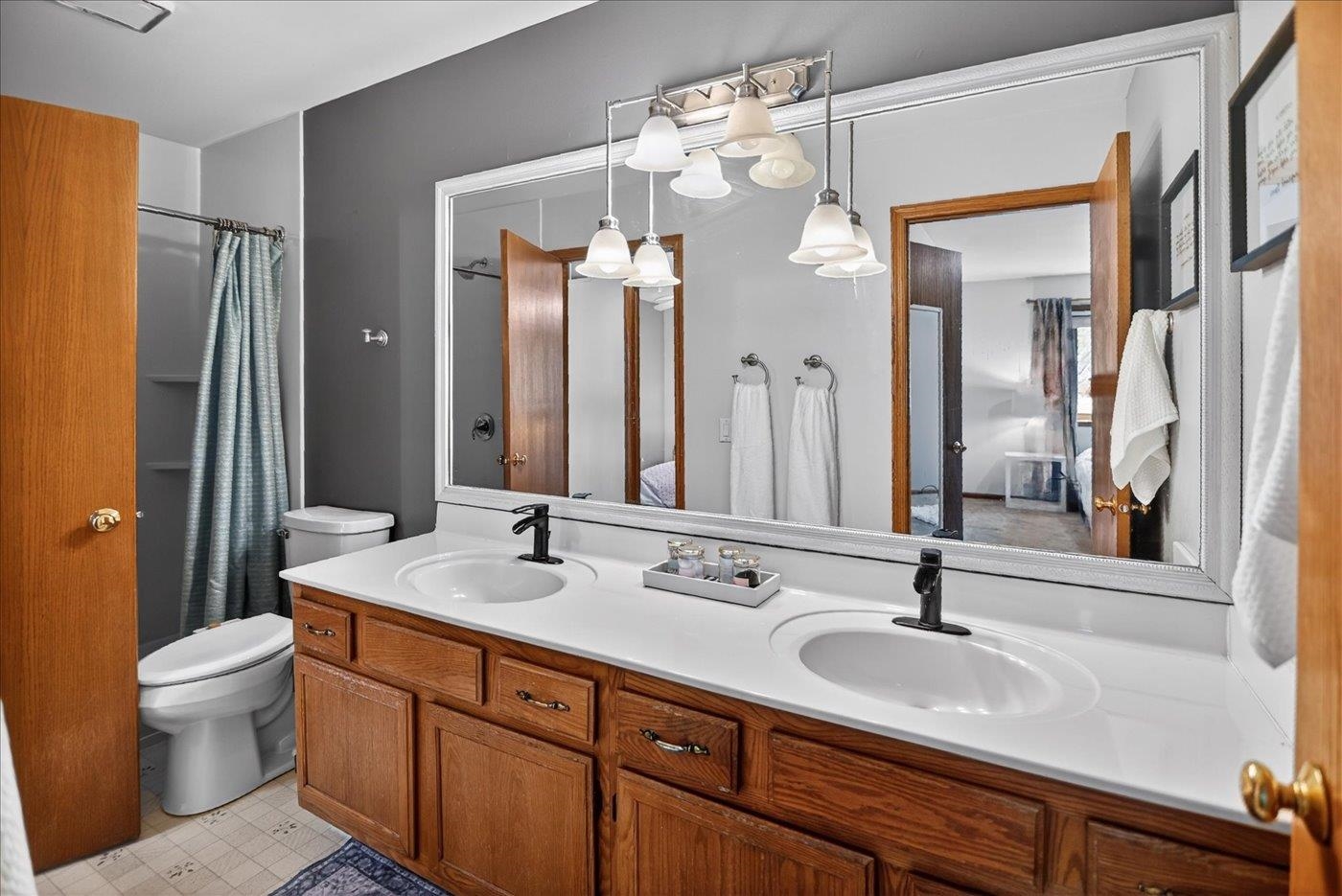 117 Knutson Drive Madison, WI 53704 - Photo 22 of 59