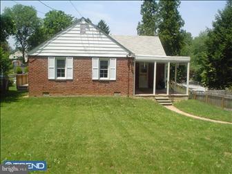 33 Pleasant Road Broomall, PA 19008 - Photo 5 of 6 Exterior Back