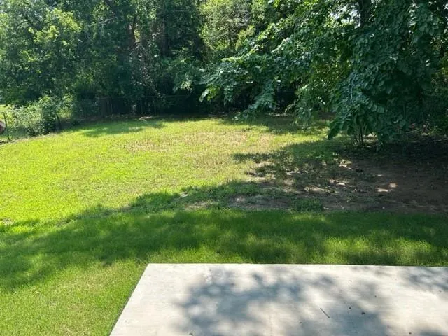 $1,495 | 419 Miller Street, Bowie, TX 76230