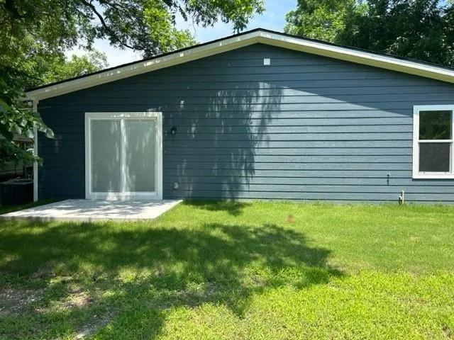$1,495 | 419 Miller Street, Bowie, TX 76230