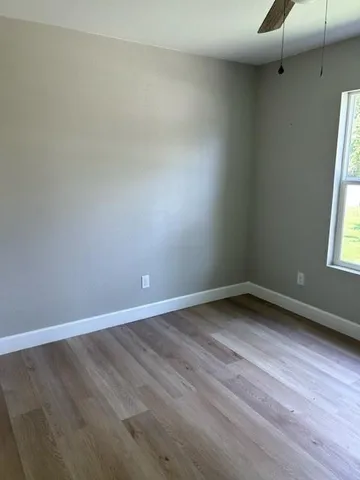 $1,495 | 419 Miller Street, Bowie, TX 76230