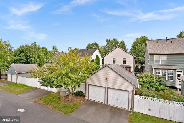 $3,775 | 42968 Chesterton Street, Ashburn, VA 20147