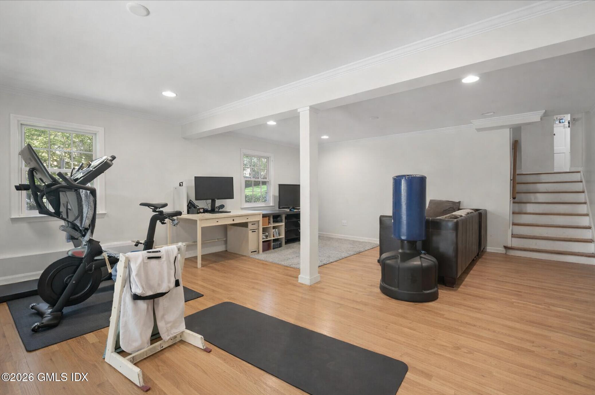 29 Coventry Lane Riverside, CT 06878 - Photo 19 of 27 29 Coventry Lane Family Room