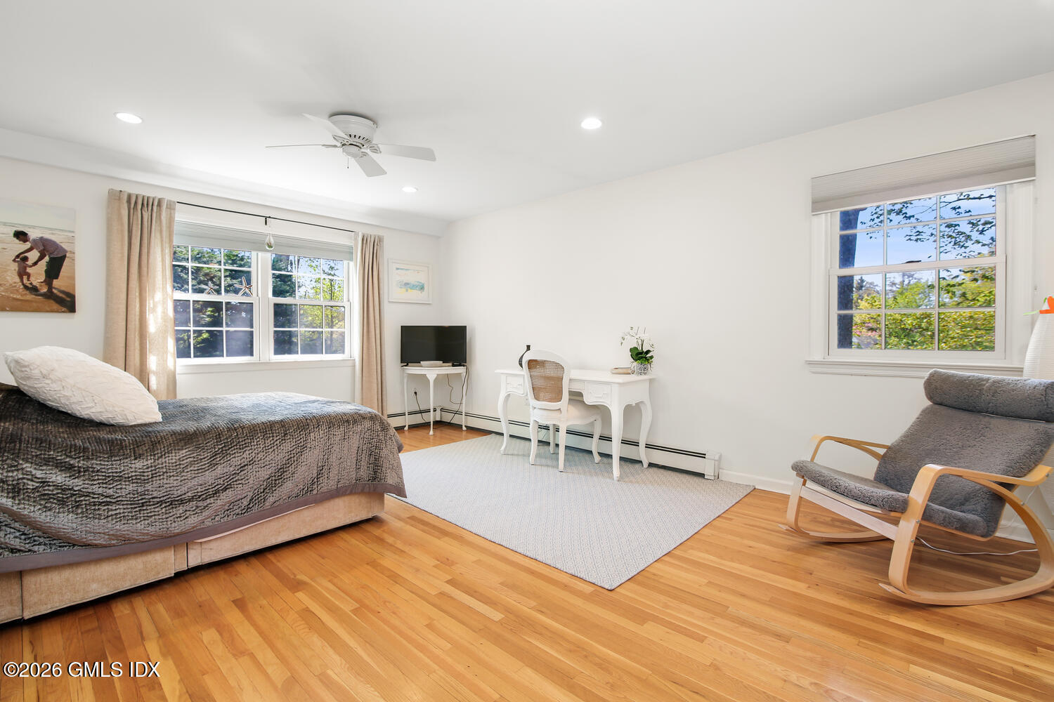 29 Coventry Lane Riverside, CT 06878 - Photo 10 of 27 29 Coventry Ln Greenwich CT-large-026-03