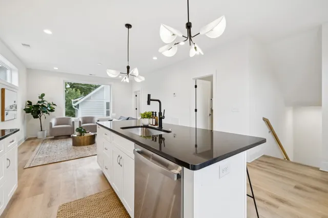 $3,500 | 1117 B Chester Avenue, Unit B, Nashville, TN 37206