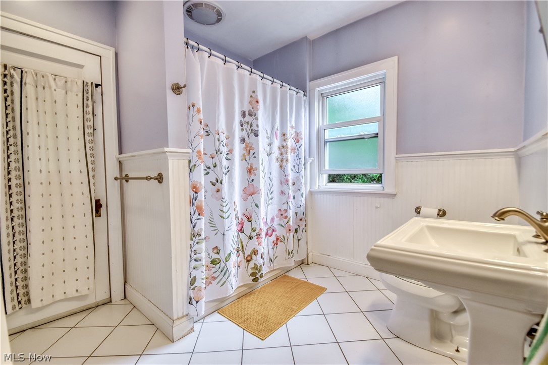 1220 Yellowstone Road Cleveland Heights, OH 44121 - Photo 28 of 34