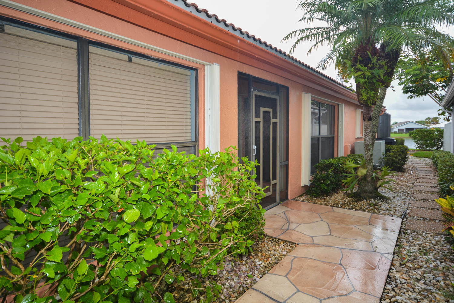 11073 Cloverleaf Circle Boca Raton, FL 33428 - Photo 3 of 27 ENTRY TO HOME
