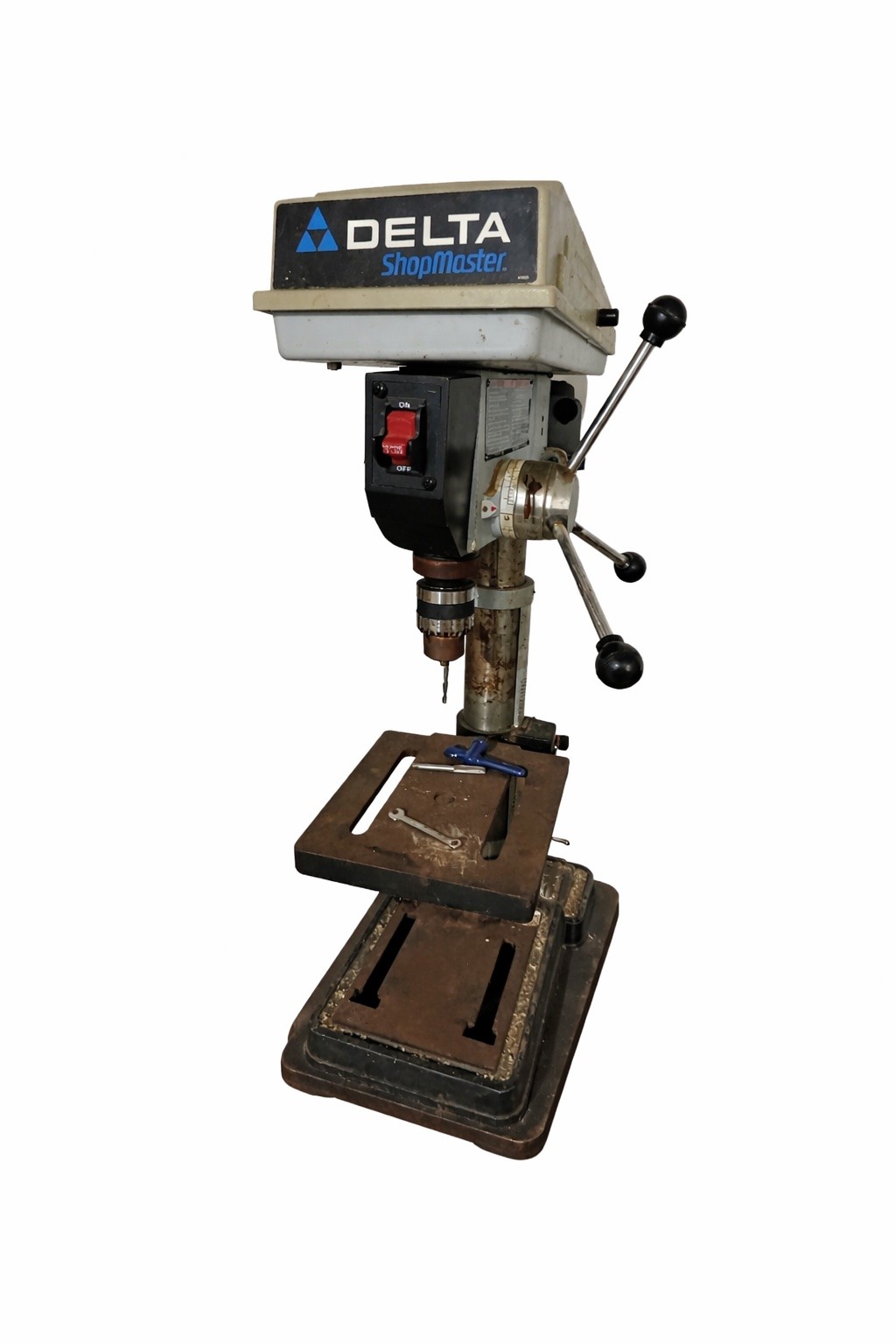 2813 She Boss Road Duck River, TN 38454 - Photo 21 of 21 a close view of a stove in a kitchen