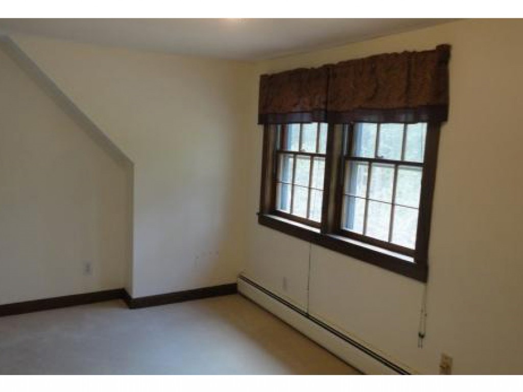 176 Mast Road Lee, NH 03861 - Photo 10 of 15